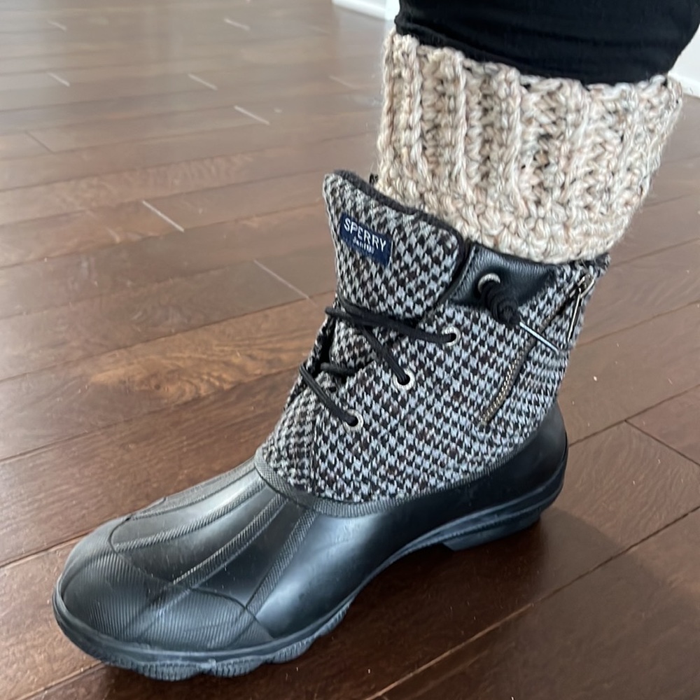 NWOT Handmade Boot Cuffs / Toppers Beige Women’s